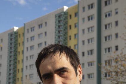 “The past not gone, refusing to leave” – An interview with GAJEK